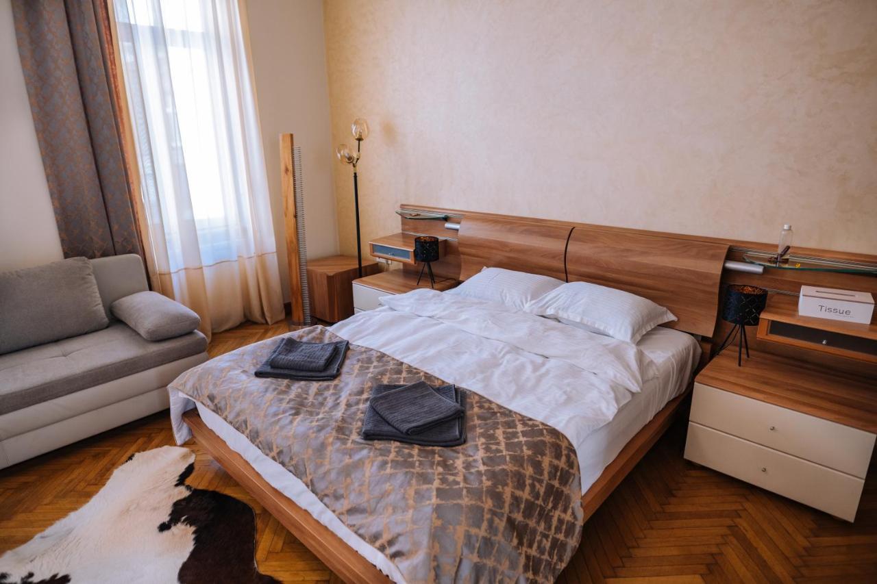 The Home Timisoara Ngoại thất bức ảnh